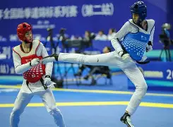 爱游戏娱乐-岭南鲸鲨队鏖战钱塘黑豹队，跆拳道巡回赛读秒绝平，转换速度占优。争冠格局再洗牌